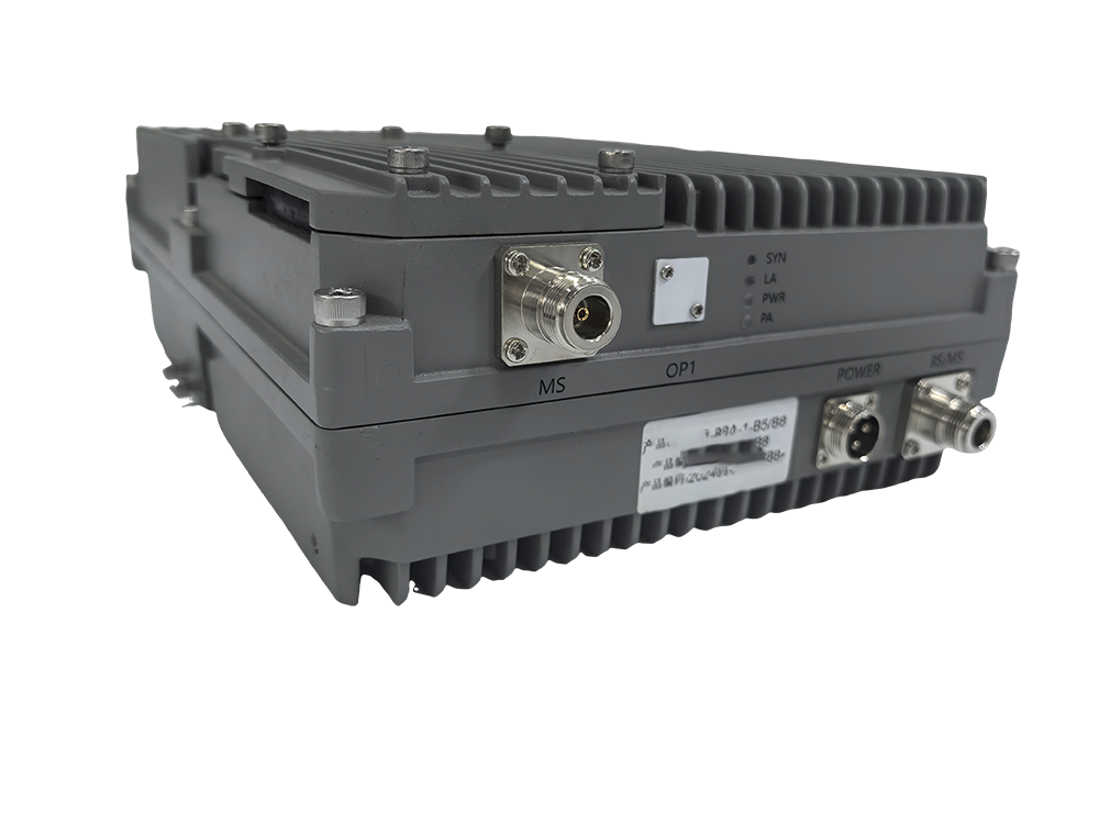  务川三频手机信号接收器2000㎡